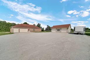 4700 W 1100 N, Wheatfield, IN 46392 - Photo 60