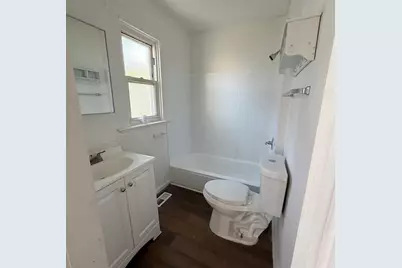706 Martin Luther King Drive, Waukegan, IL 60085 - Photo 12