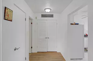 502 154th Pl, Calumet City, IL 60409 - Photo 6