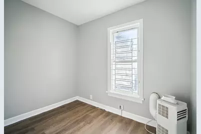 9131 S Blackstone Avenue, Chicago, IL 60619 - Photo 6