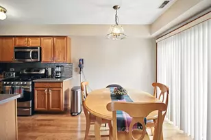 8229 170th St, Tinley Park, IL 60477 - Photo 4