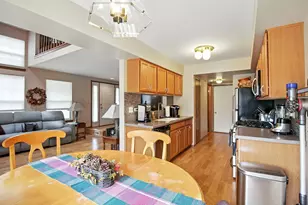 8229 170th St, Tinley Park, IL 60477 - Photo 6