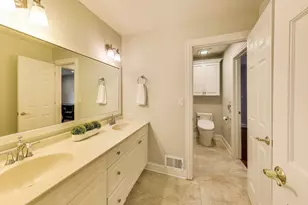 1920 Wedgewood Dr, Lake Forest, IL 60045 - Photo 34