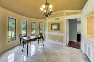 1920 Wedgewood Dr, Lake Forest, IL 60045 - Photo 18