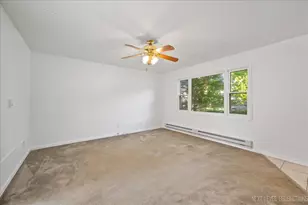 635 James St, Hinckley, IL 60520 - Photo 4