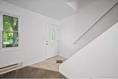 635 James Street, Hinckley, IL 60520 - Photo 8