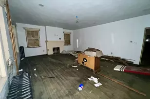 233 N Edward St, Decatur, IL 62522 - Photo 4