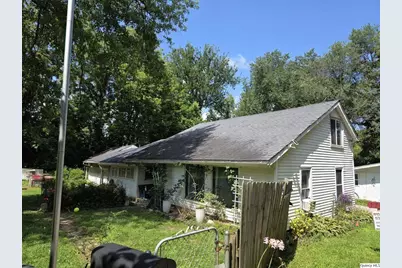 1715 N 4th, Quincy, IL 62301 - Photo 1