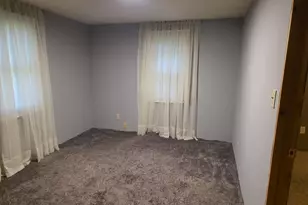 1717 N 4th, Quincy, IL 62301 - Photo 2