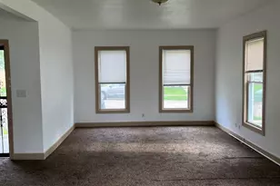 110-112 E Frank St, Freeport, IL 61032 - Photo 14