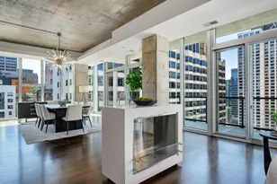 550 N St Clair St, Chicago, IL 60611 - Photo 12