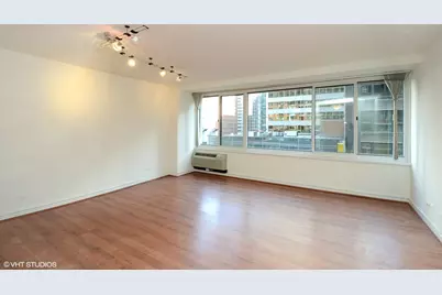 211 E Ohio Street #804, Chicago, IL 60611 - Photo 2