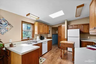 132 Cardinal Ln, Sandwich, IL 60548 - Photo 8