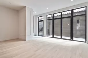 2055 W Race Ave, Chicago, IL 60612 - Photo 8