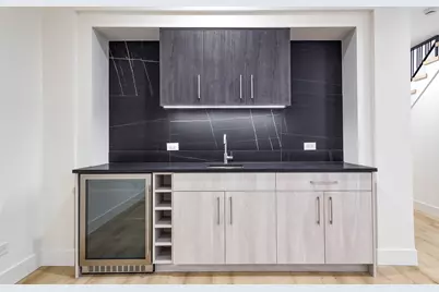 2055 W Race Avenue, Chicago, IL 60612 - Photo 26