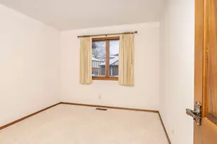 105 Carol Ct, Pontiac, IL 61764 - Photo 22