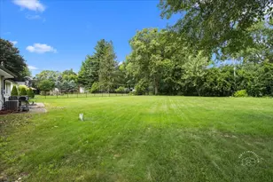 605 W Fabyan Pkwy, Geneva, IL 60134 - Photo 12