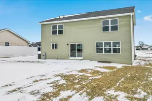 611 Apple Valley Rd, Harvard, IL 60033 - Photo 26