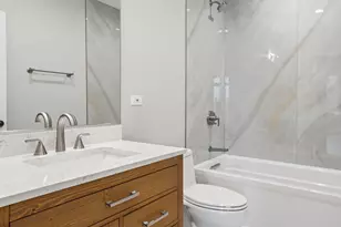 1036 Lake St, Oak Park, IL 60301 - Photo 20