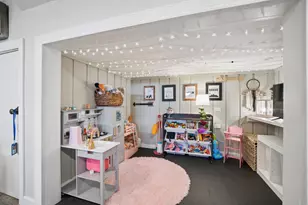 9N930 Koshare Cir, Elgin, IL 60124 - Photo 24