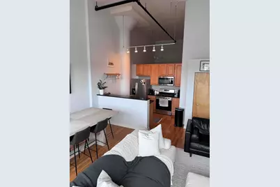 1224 W Van Buren Street #207, Chicago, IL 60607 - Photo 4