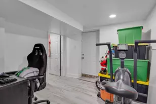 2053 N Lavergne Ave, Chicago, IL 60639 - Photo 28