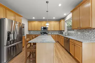 26115 Mapleview Dr, Plainfield, IL 60585 - Photo 8