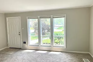 308 Shabbona Dr, Park Forest, IL 60466 - Photo 4