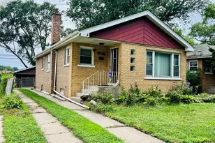 811 Sibley Blvd, Calumet City, IL 60409 - Photo 1