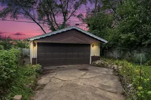 811 Sibley Blvd, Calumet City, IL 60409 - Photo 22