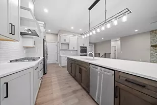 8556 Carberry Ln, Roscoe, IL 61073 - Photo 18