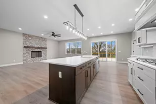 8556 Carberry Ln, Roscoe, IL 61073 - Photo 16