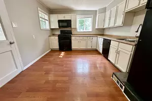 50 Sheridan St, Elgin, IL 60123 - Photo 6