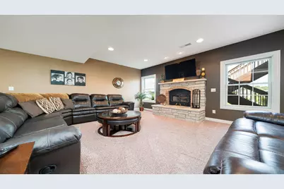 1815 White Pines Drive, Dixon, IL 61021 - Photo 30