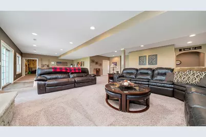 1815 White Pines Drive, Dixon, IL 61021 - Photo 32