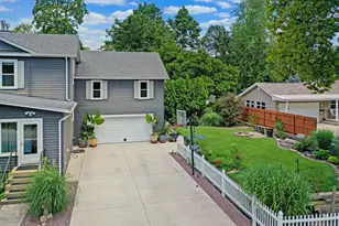 802 S Mercer Ave, Bloomington, IL 61701 - Photo 68