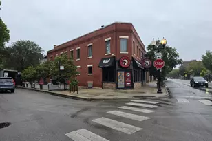 4263 N Lincoln Ave, Chicago, IL 60618 - Photo 1