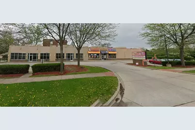 819 Ogden Avenue, Lisle, IL 60532 - Photo 1