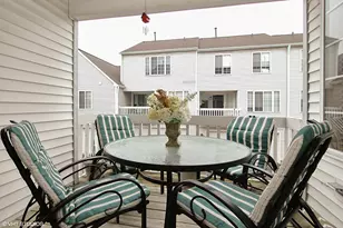 2237 Dawson Ln, Algonquin, IL 60102 - Photo 12