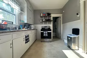 1309 S Main St, Bloomington, IL 61701 - Photo 12