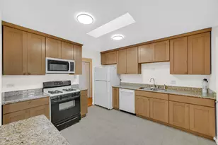 120 Indiana St, Park Forest, IL 60466 - Photo 8