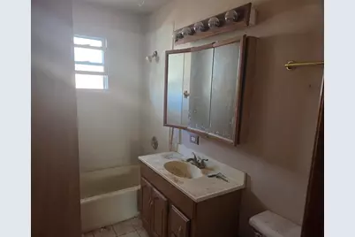 340 Nassau Street, Park Forest, IL 60466 - Photo 6