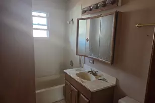 340 Nassau St, Park Forest, IL 60466 - Photo 6