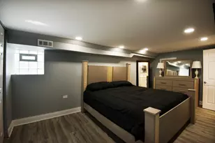 1016 W 57th St, Chicago, IL 60621 - Photo 10