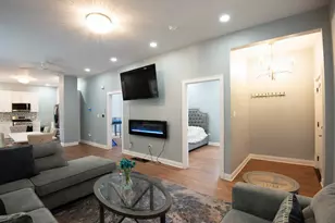 1016 W 57th St, Chicago, IL 60621 - Photo 4