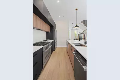 3249 S Calumet Avenue, Chicago, IL 60616 - Photo 10