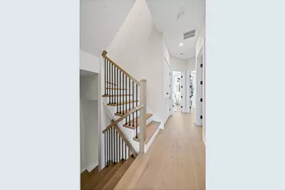 3249 S Calumet Avenue, Chicago, IL 60616 - Photo 14