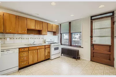 3720 W Eddy Street, Chicago, IL 60618 - Photo 6