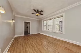 8216 S Maryland Ave, Chicago, IL 60619 - Photo 12