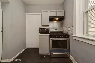 8216 S Maryland Ave, Chicago, IL 60619 - Photo 4